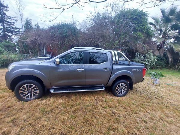 NISSAN NP300 2.3 DIESEL MANUAL 4X4 FULL LE UNICO D