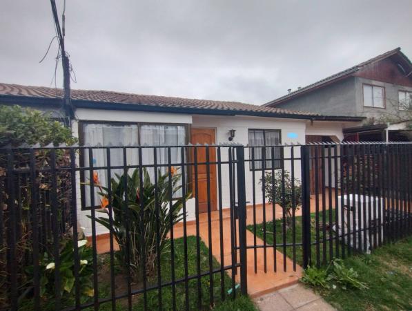 VENDO CASA DE 2D Y 2B EN CIUDAD SATELITE, MAIPÚ