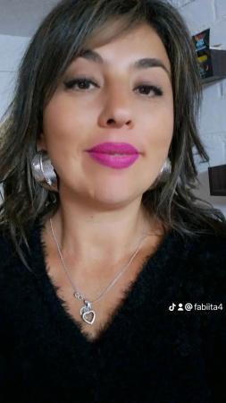 BUSCO TRABAJO COMO CUIDADORA DE PACIENTES DOMICILIO
