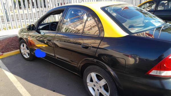 VENDO VEHÍCULO SAMSUNG SM3  2010