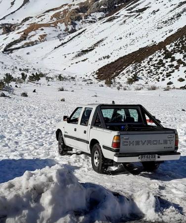 VENDO CAMIONETA 4X4 AL.DIA Y TRASFERIBLE SIN DEUDAS