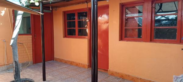 CASA INTERIOR CON ACCESO INDEPENDIENTE 