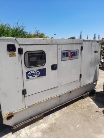 GENERADOR 110KVA OPERATIVO