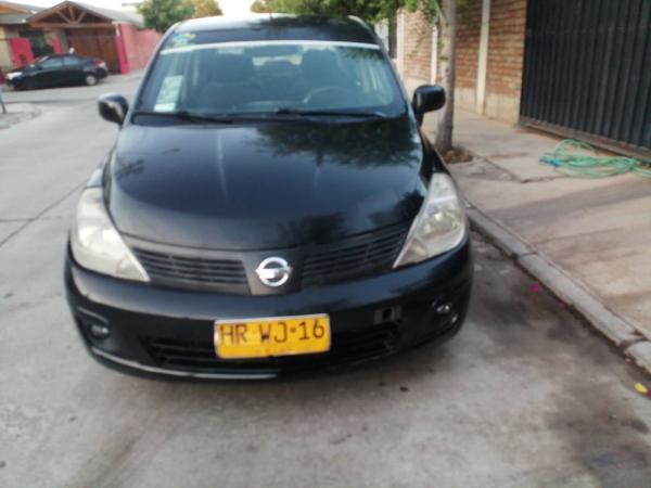 TAXI - COLECTIVO NISSAN TIIDA 2016