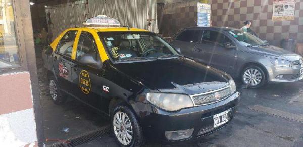 CHOFER DE TAXI  SE NECESITA