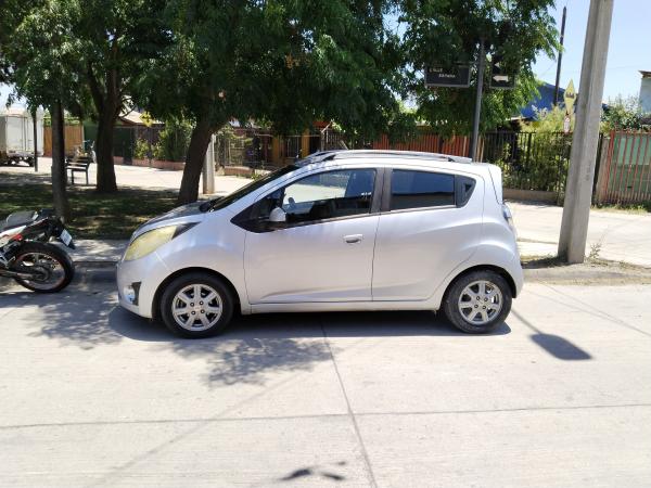 VENDO MI VEHÍCULO EN MUY BUENAS CONDICIONES 