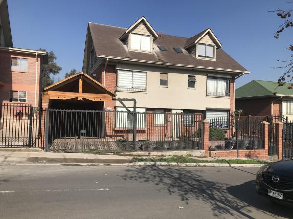 HERMOSA CASA EN ARRIENDO /EL HUALLE SUR