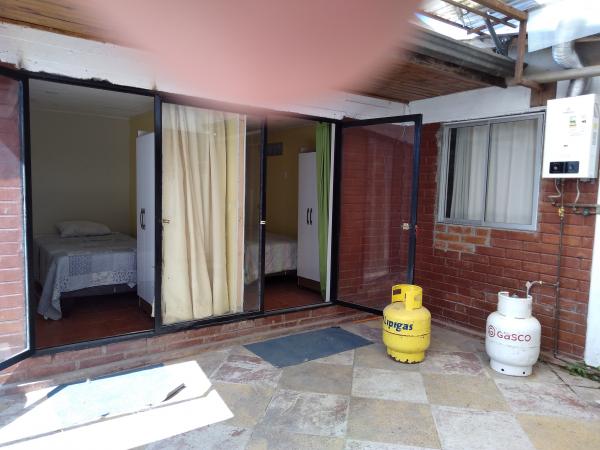 CASA AMOBLADA CENTRAL MELIPILLA 
