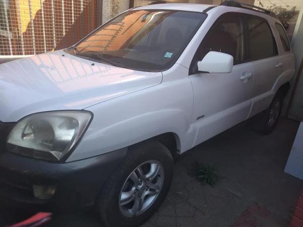 VENDO CAMIONETA KIA SPORTARGE PRO II AUTOMÁTICA 
