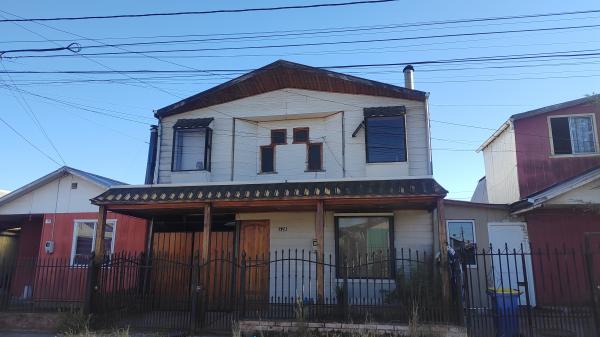 CASA 2 PISOS, LOS POETAS, LAUTARO