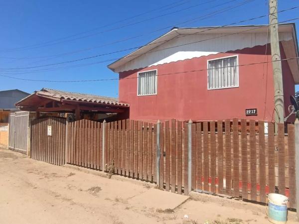 VENTA DE CASA CON ROL SAN CARLOS, COMUNA EL TABO.