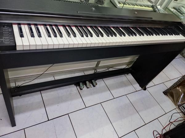 PIANO CASIO COMO NUEVO