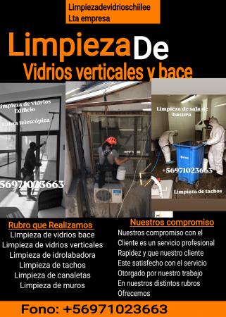 LIMPIEZA DE VIDRIOS FACHADA CON HIDROLAVADORA 