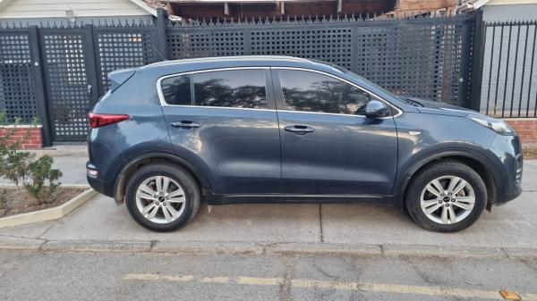 VENDO CAMIONETA KIA SPORTAGE IMPECABLE 