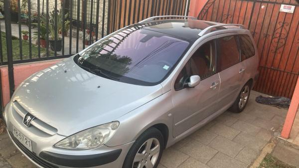 PEUGEOT 307 SW 2.0 GASOLINA. 