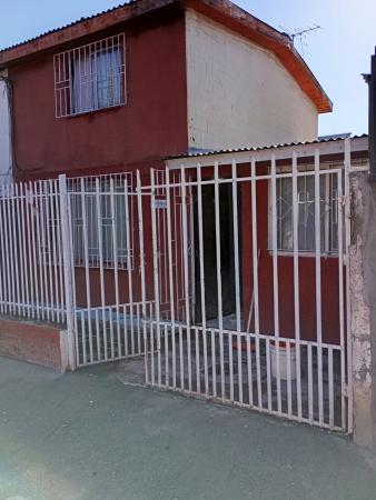ARRIENDO CASA