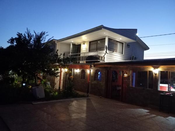 BONITA CASA CON GRANDES ESPACIOS 