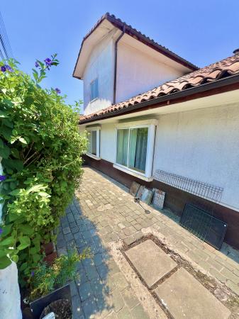 SE VENDE BUNGALOW EN LA REINA 