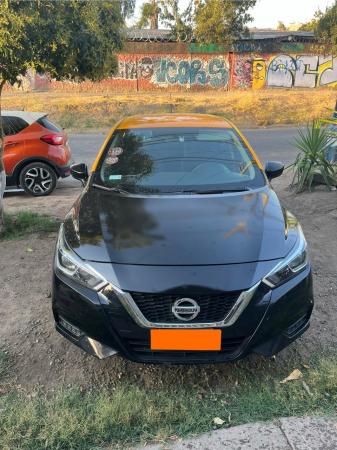 TAXI NISSAN VERSA