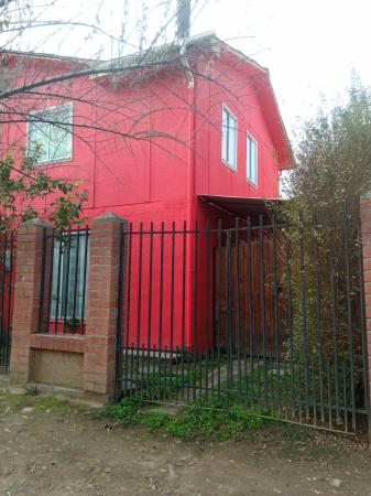 VENDO CASA DE DOS PISOS