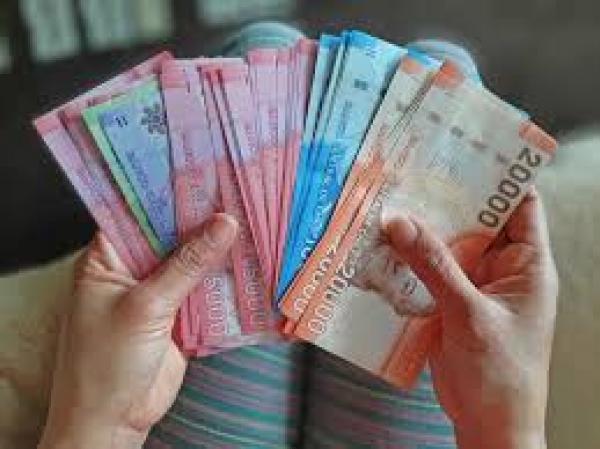 TIENE  EMERGENCIA DE DINERO EN LA SEMANA