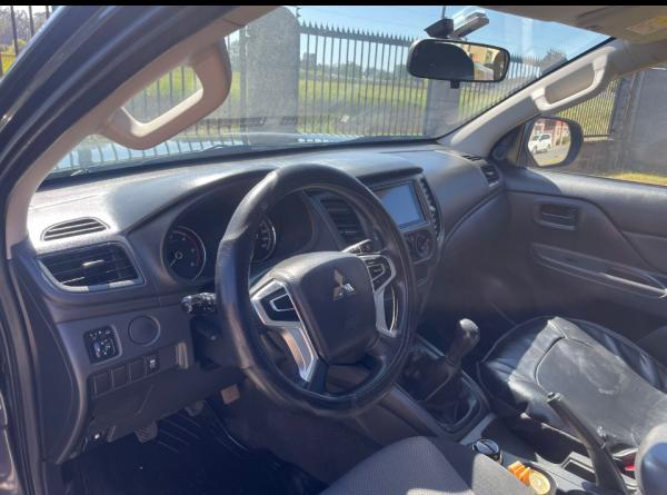 ARRIENDO CAMIONETAS SOLO EMPRESAS 