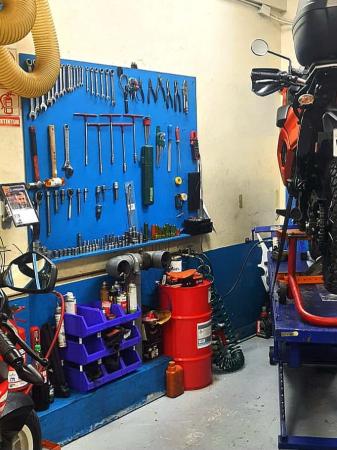 TÉCNICO MECÁNICO DE MOTOCICLETAS PARA TALLER
