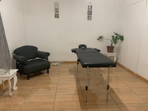 ARRIENDO HABITACIÓN CENTRAL EN CÓMODA CASA QUINTA