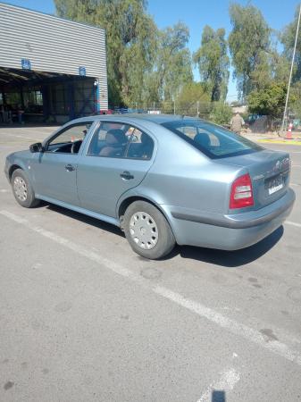 VENDO AUTO 