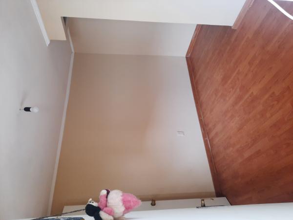 ARRIENDO DE PIEZA INTERIOR 