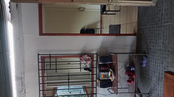 SE ARRIENDA PIEZA INTERIOR SANTIAGO CENTRO BARRIO 