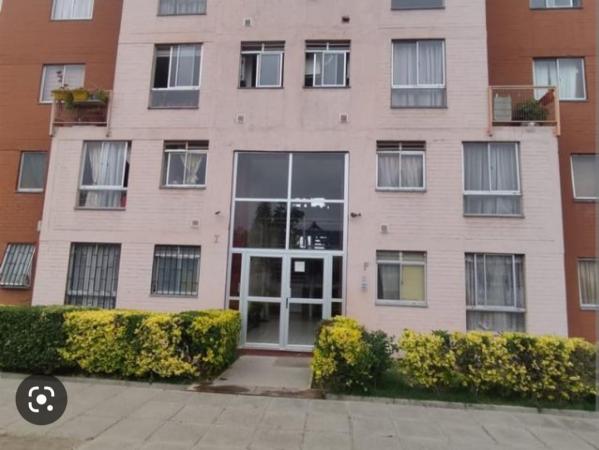 ACOGEDOR DEPARTAMENTO EN PRIMER PISO 