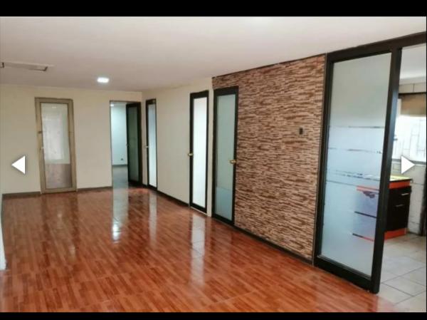 VENDO CASA CON LOCAL CERCA METRO PROTECTORA 
