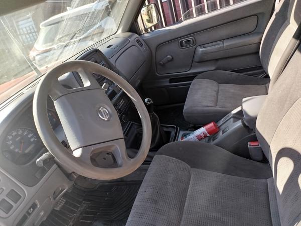 SE VENDE CAMIONETA NISSAN TERRANO DIESEL 