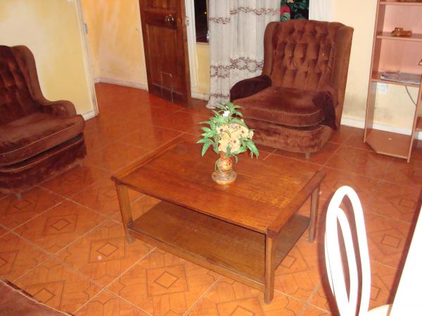 ARRIENDO CASA AMUEBLADA 2D1B AGUA SANTA P.5