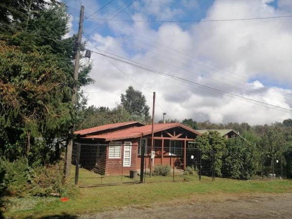 SE VENDE COMODA CASA AMOBLADA