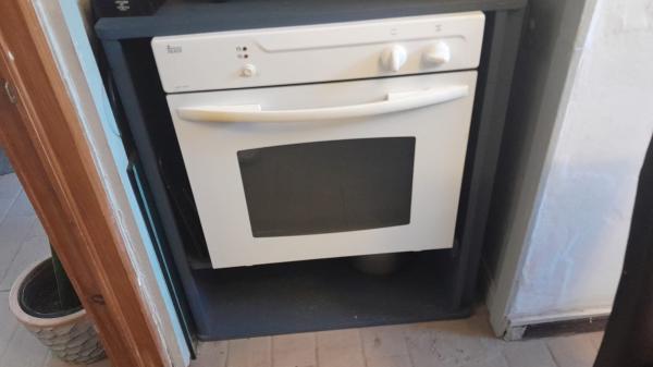 VENDO HORNO TEKA 45000.-