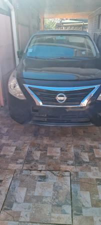 AUTO NISSAN VERSA