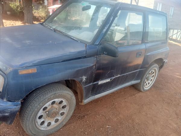 JEEP SUZUKI VITARA 4X4 POR SITIO EN LAGUNA VERDE