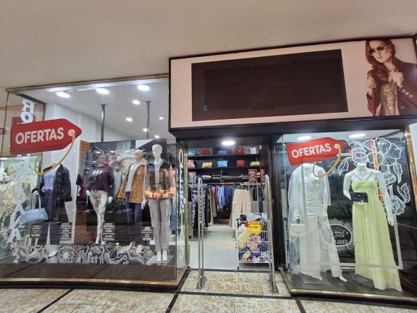 VENDO DERECHO DE LLAVES ROPA AMERICANA 