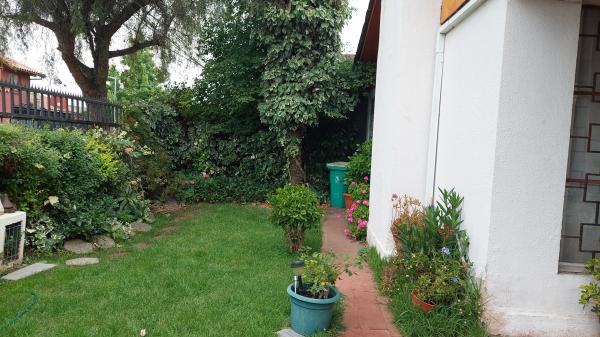 CASA COMIDA GRANDE AISLADA VILLA MACUL 