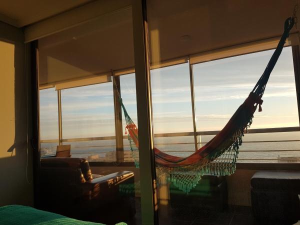 DEPARTAMENTO AMOBLADO CON VISTA PANORÁMICA AL MAR 