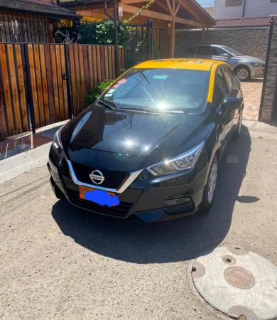 SE VENDE TAXI NISSAN VERSA 2022