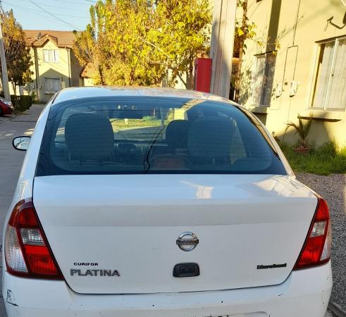 VENDO NISSAN PLATINA 2008