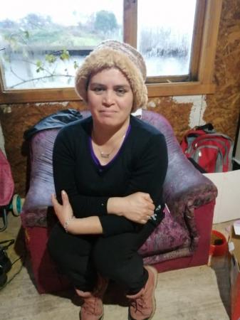 TRABAJAR AUXILIAR DE ASEO O CAJERA